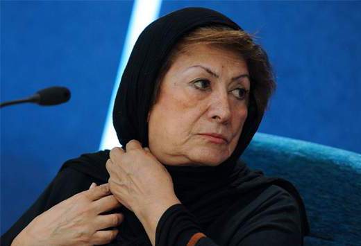 پری صابری "باغ دلگشا" را روی صحنه می‌برد