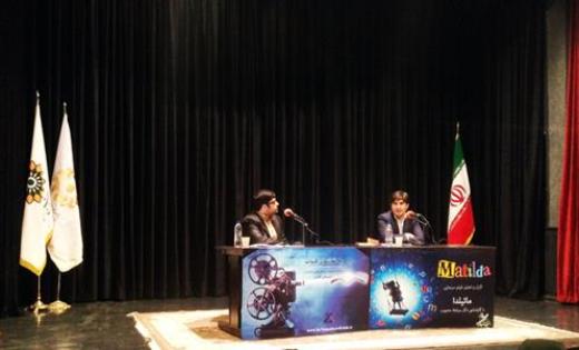 باید زمینه‌ کشف کتابخوانی و لذت خواندن را برای مخاطب به وجود آوریم