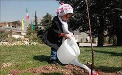 لمس طبیعت با دستان کودکان