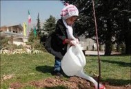 لمس طبیعت با دستان کودکان