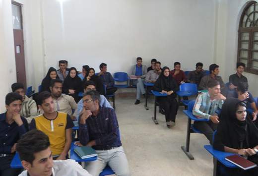 توسعه کارآفرینی با برگزاری کارگاه های آموزشی در منطقه ۱۰ تهران