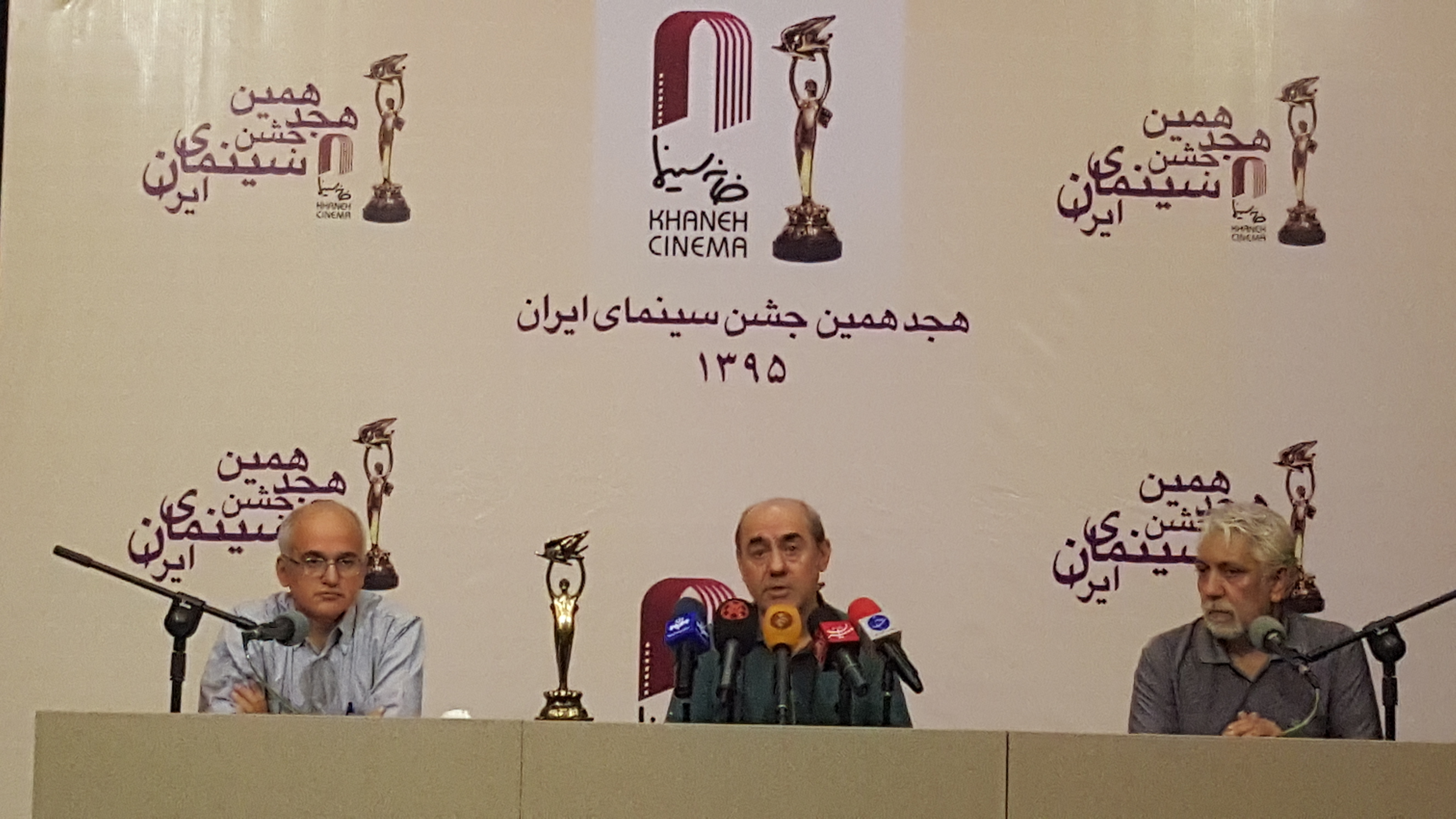 کمال تبریزی:نخبگان به جمع داوران خانه سینما اضافه می شوند