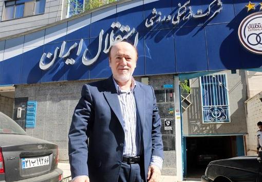 منصوریان و استقلال نیاز به فرصت دارند