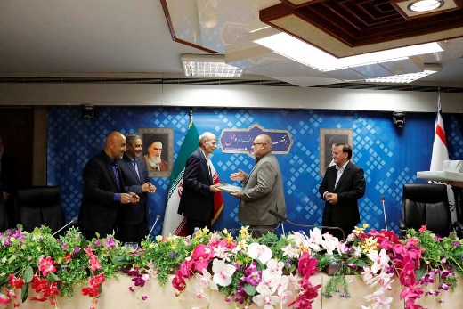 آينده درخشانی پيش روی بانك صادرات ايران است