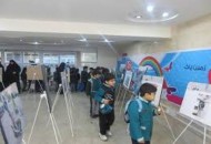 کودکان محله های مرکزی تهران تئاتر و سرود ترافیکی اجرا می کنند
