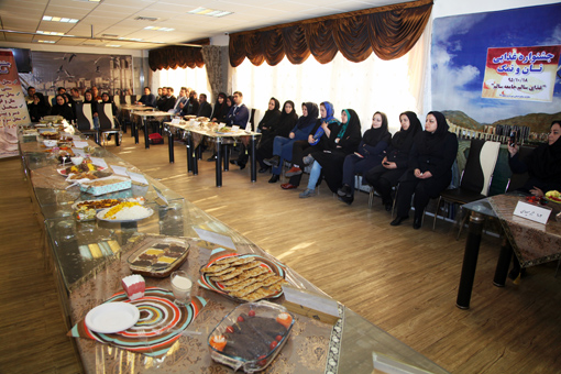 جشنواره نان و نمک در منطقه ۲۲ برگزار شد