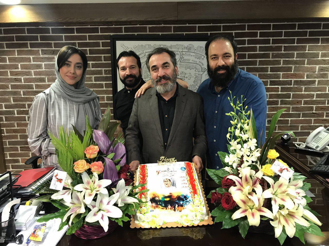 جشن تولد سیامک انصاری در اکران مردمی "ساعت ۵ عصر"