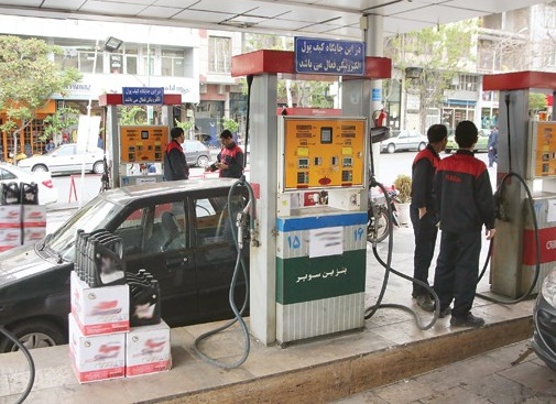 روزانه یک میلیون و ۸۰۰ هزار لیتر بنزین در کرمانشاه توزیع می‌شود