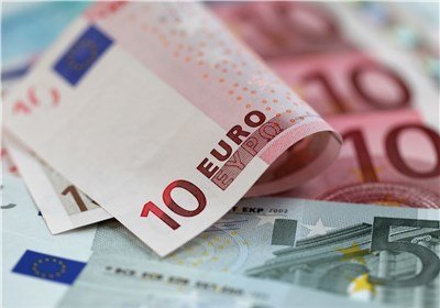 "یورو" پررنگ شد؛ نرخ امروز ۶۷۰۰ تومان