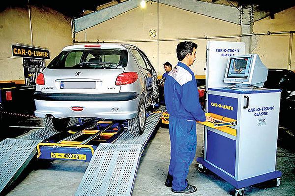 اولین مرکز سیار معاینه فنی خودرو در پهنه مرکزی شهر تهران راه اندازی شد