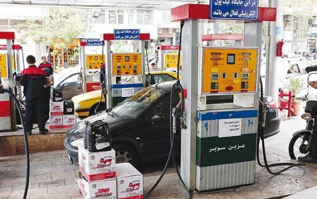 زیرساخت جایگاه‌های سوخت برای اتصال به کارت‌های بانکی مجهز نیست